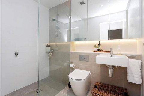 Perfect Large One Bedroom Plus Study - ALB09518 - Accommodation Port Macquarie 2