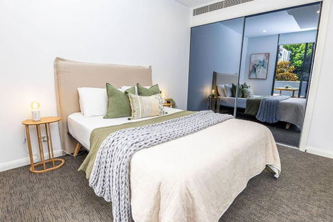 Perfect Stay Rosebery I Zetland WI-Fi Netflix Gym Pool - Accommodation Port Macquarie 2