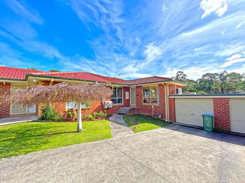 Pet-Friendly Retreat 2BR Ringwood Prime Location - Accommodation Port Macquarie 1