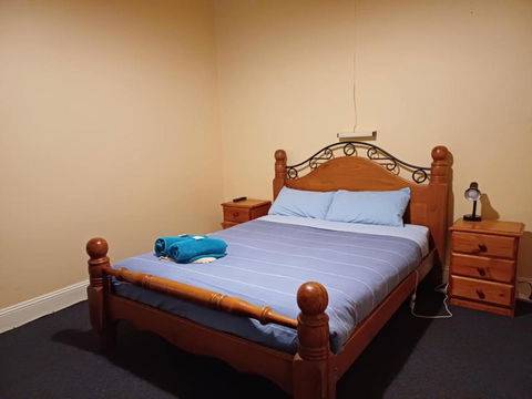 PETERBOROUGH HOTEL - Accommodation Port Macquarie 3