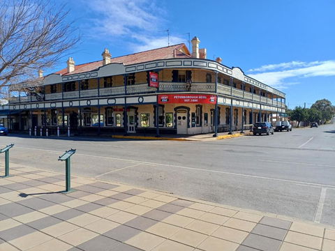 PETERBOROUGH HOTEL - Accommodation Port Macquarie 0