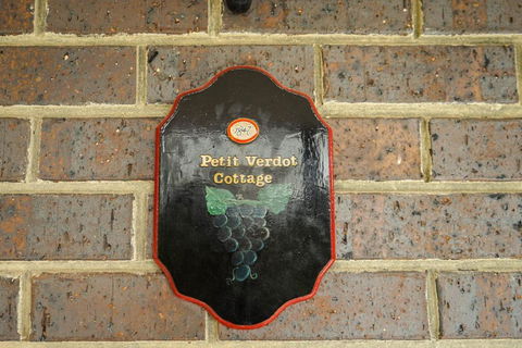 Petit Verdot Cottage - A Vineyard Retreat In Barossa Valley - Accommodation Port Macquarie 2