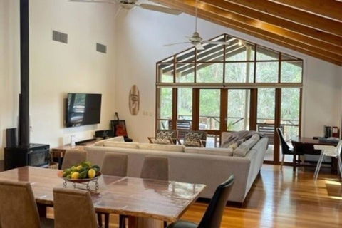 Pine View Cottage - Pet Friendly - Cowaramup - Accommodation Port Macquarie 1