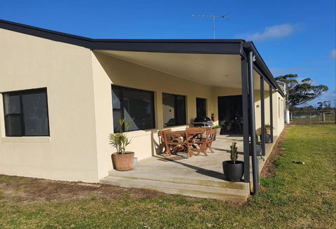 Pleasant Hill BnB - Accommodation Port Macquarie 0