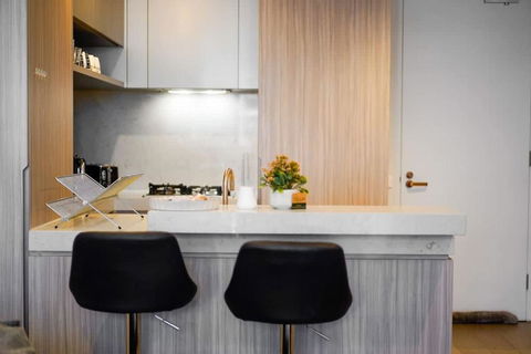PM Residences - Modern Luxury 2BR Apt W Parking - Accommodation Port Macquarie 2