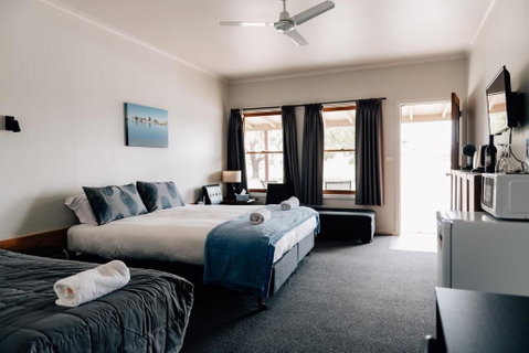 Port Albert Motel - Accommodation Port Macquarie 2