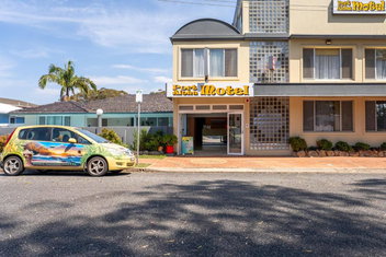 Port Aloha Motel with Accommodation Port Macquarie