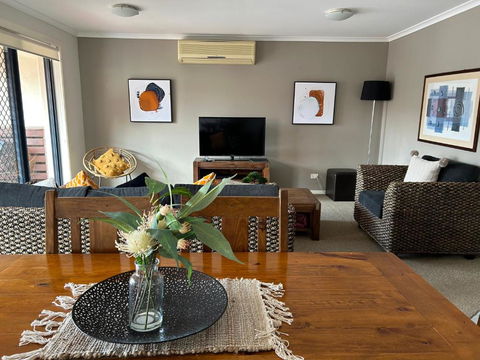 Perfect Family Holiday Apartment - Flynns Beach - Accommodation Port Macquarie 2