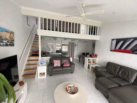 Port Lincoln Marina Waterfront Apartment - Accommodation Port Macquarie 0