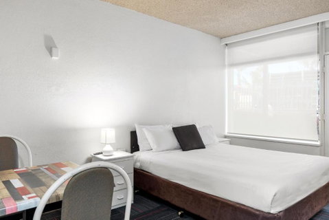 Red Carpet Motel - Accommodation Port Macquarie 0