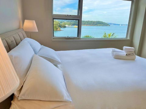 RAG05 - Mosman Exclusive Waterfront Luxury Living - Accommodation Port Macquarie 1