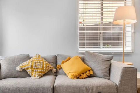 Prime Location, Stylish Space - Accommodation Port Macquarie 1