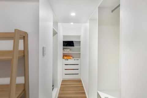 Prime Location, Stylish Space - Accommodation Port Macquarie 3