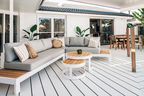 Prime Location With Pool - Walk To Coolum Beach - Accommodation Port Macquarie 2