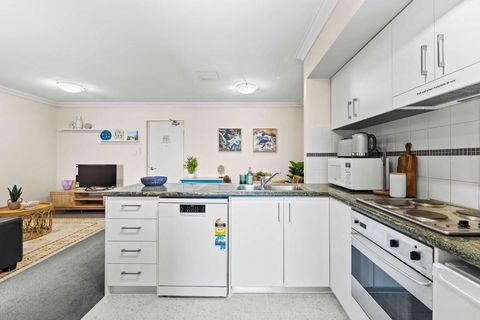 Prime Perth Apartment - Accommodation Port Macquarie 3