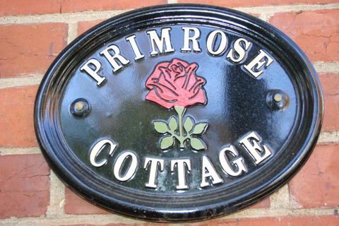 Primrose Cottage - Accommodation Port Macquarie 0