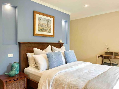 Private Entrance Beautiful Ensuite W Kitchenette - Accommodation Port Macquarie 0
