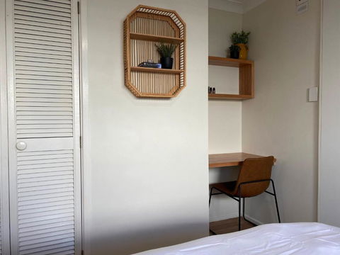 Private Guesthouse - Pet Friendly - Walk To Beach - Accommodation Port Macquarie 3