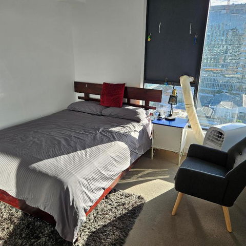 Private Bedroom & Bathroom In Shared Inner Brisbane Apartment - Accommodation Port Macquarie 3