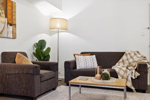 Prized Perth Retreat 1BDR - Accommodation Port Macquarie 0