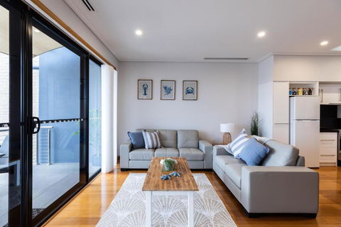 Promenade Unit 4 - Accommodation Port Macquarie 2