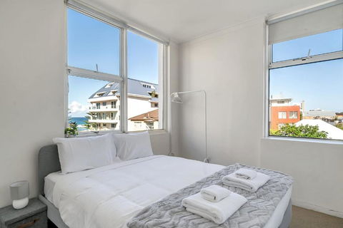 Quaint 1BD On The Doorstep Of Manly Beach - Accommodation Port Macquarie 1
