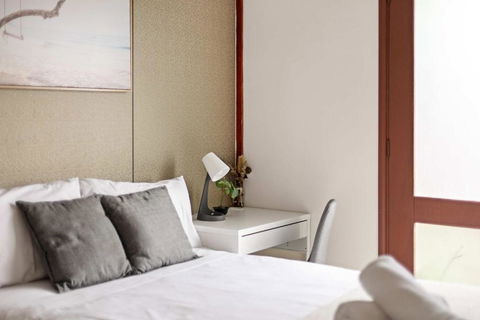 Quaint Double Room - Private Spot At Milperra - Shared Bathroom - Accommodation Port Macquarie 1
