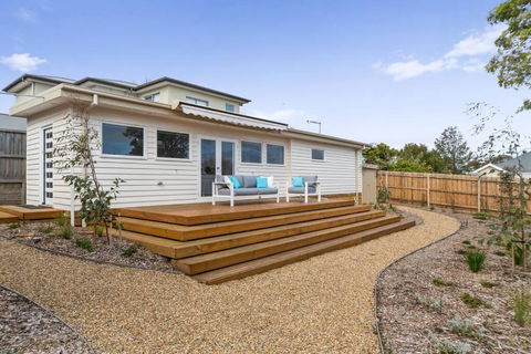 Quiet, Luxurious Guest House - Couples Retreat - Accommodation Port Macquarie 0