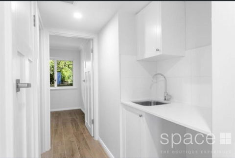 Quintessential Oceanview Apartment In Cottesloe - Accommodation Port Macquarie 0