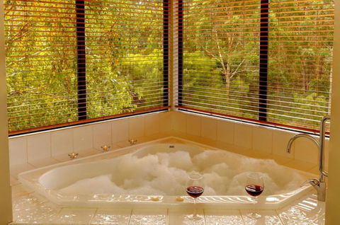 Rainbow Trail Chalets - Accommodation Port Macquarie 1