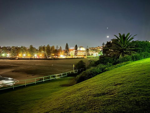 Randwick Luxury 2 Bed Apt - Accommodation Port Macquarie 2