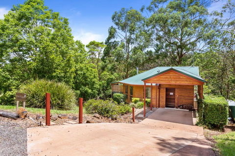 Ravensbourne Escape-Tree Tops - Accommodation Port Macquarie 1