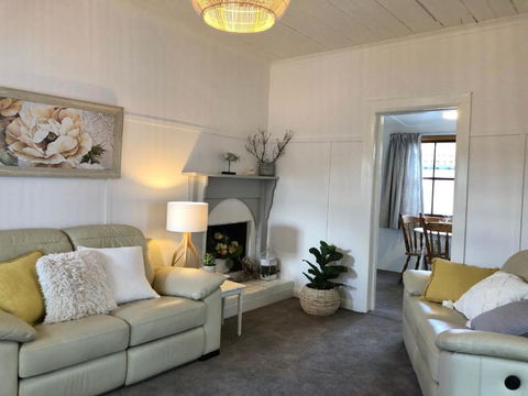 Recreation Cottage - Accommodation Port Macquarie 0