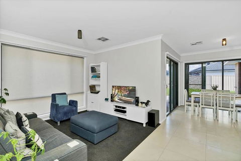 Red Gum Rise - Gateway To The Southern Highlands - Accommodation Port Macquarie 3