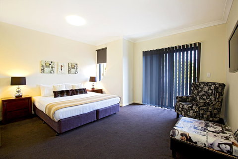 Astina Serviced Apartments - Central - Accommodation Port Macquarie 2