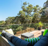 At Agnes Ave coastal views - Accommodation Port Macquarie