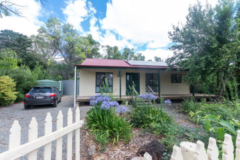 Auburn Hideaway Clare Valley - Accommodation Port Macquarie 0