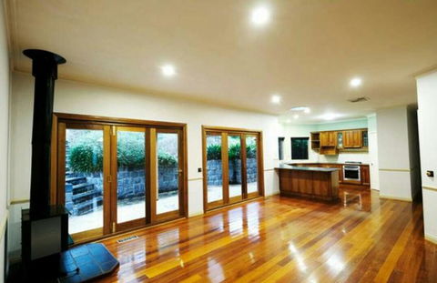 Aullywood Ringwood - Accommodation Port Macquarie 0