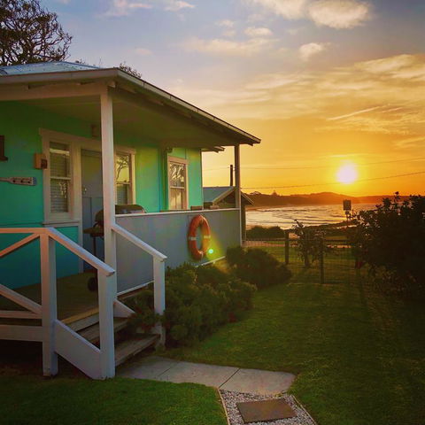 Aurora Beachfront Cottage - Accommodation Port Macquarie 3