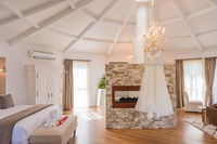 Book Mudgeeraba Accommodation Vacations Accommodation Port Macquarie Accommodation Port Macquarie