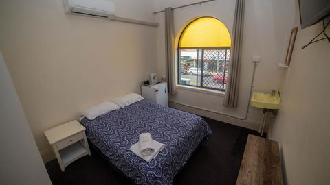 Australian Hotel - Accommodation Port Macquarie 2