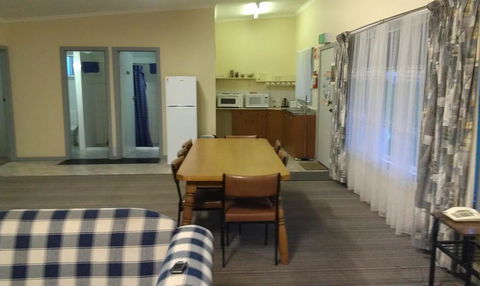Avalon Motel - Accommodation Port Macquarie 1
