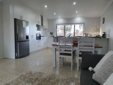 Aveley Equestrian Cottage - Accommodation Port Macquarie 0
