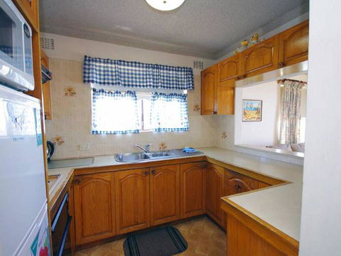 Avilla Court 2 - Accommodation Port Macquarie 1