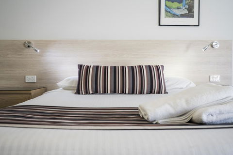 Avoca Beach Hotel - Accommodation Port Macquarie 3