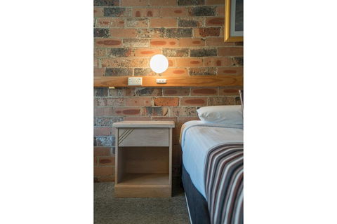 Avoca Beach Hotel - Accommodation Port Macquarie 1