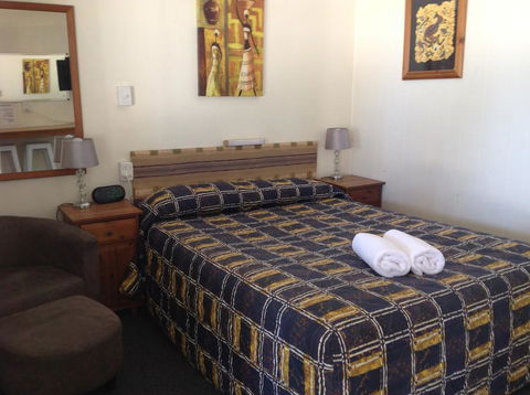 Ayr Max Motel - Accommodation Port Macquarie 0