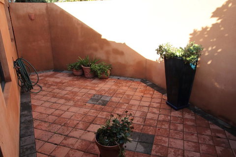 Azalea Villa - Close To The City Of Perth - Accommodation Port Macquarie 1