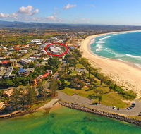 Azura Ocean View Holiday Apartment - Accommodation Port Macquarie
