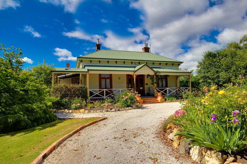 B & B At Winterbrook - Accommodation Port Macquarie 0
